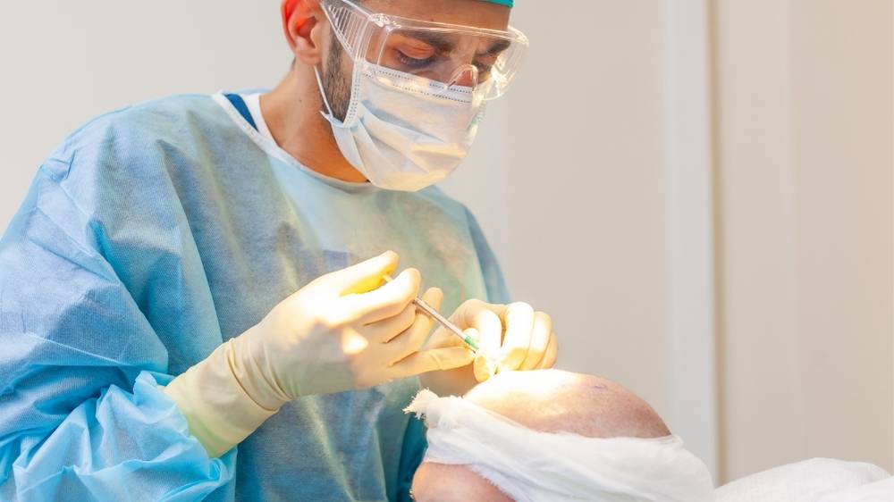 Why more people are looking into hair restoration in the city